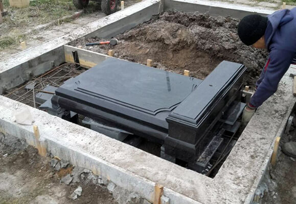 установка памятников на кладбище